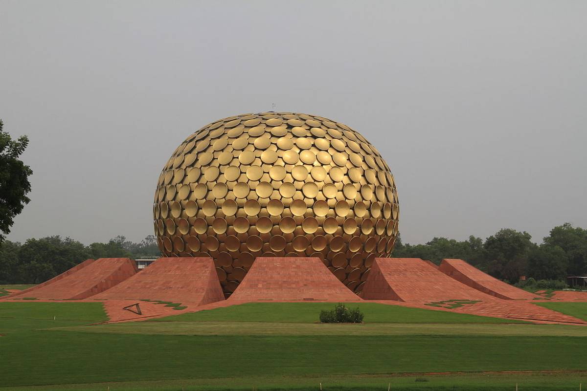Auroville 54 lata później. Jak funkcjonuje “miasto bez pieniędzy i religii”?